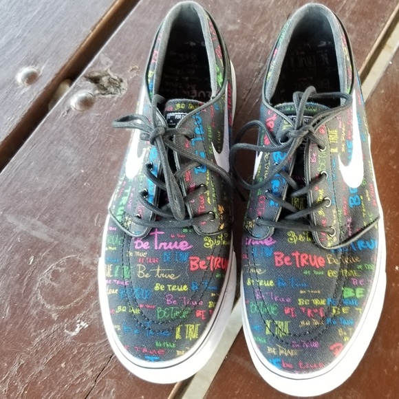 stefan janoski skate shoe